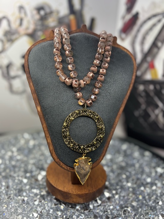 Jewelry - Rose Gold tiger's eye beaded Necklace with Ornate Gold Circle Pendant